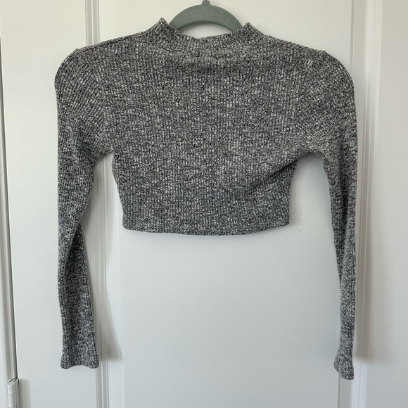 Better Be Gray Long Sleeve Knit Crop Top - Picture 1 of 3